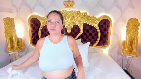 Kendral  online show from 11-05-25, 04:12