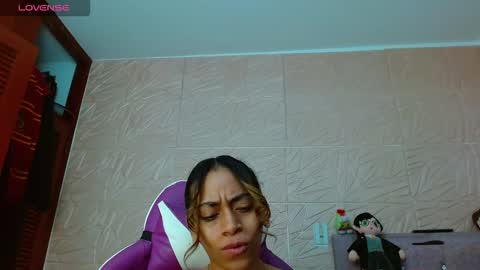 Snapshot of kendrapotter chatting on 11-17-25, 02:01 KENDRAPOTTER online show from 11-17-25, 02:01