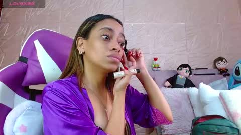 Snapshot of kendrapotter chatting on 11-20-25, 03:45 KENDRAPOTTER online show from 11-20-25, 03:45