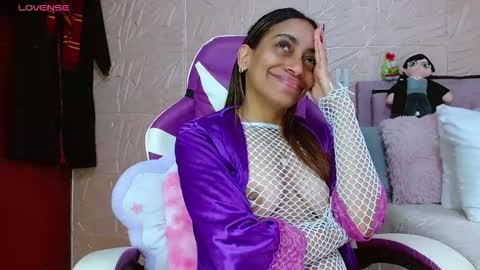 Snapshot of kendrapotter chatting on 11-22-25, 02:16 KENDRAPOTTER online show from 11-22-25, 02:16