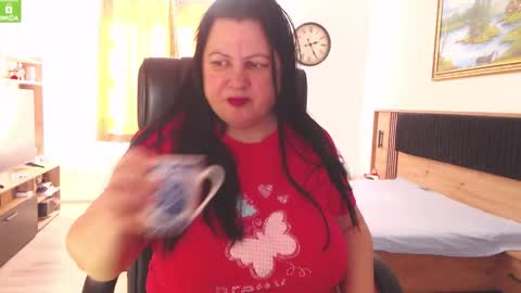 Snapshot of kendrasecrets chatting on 01-19-26, 11:25 Kendra online show from 01-19-26, 11:25