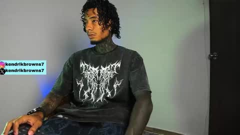 Snapshot of kendrik_brown chatting on 09-11-25, 10:43 kendrick brown online show from 09-11-25, 10:43