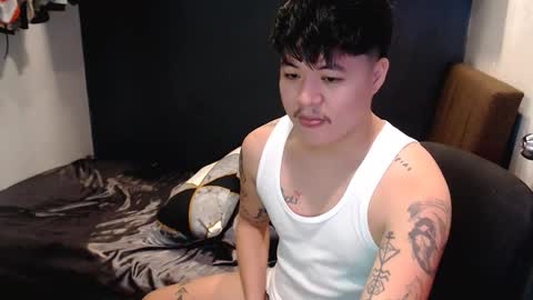 Snapshot of kenhotline911 chatting on 12-02-25, 12:05 ken online show from 12-02-25, 12:05