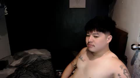 Snapshot of kenhotline911 chatting on 02-19-26, 02:35 ken online show from 02-19-26, 02:35