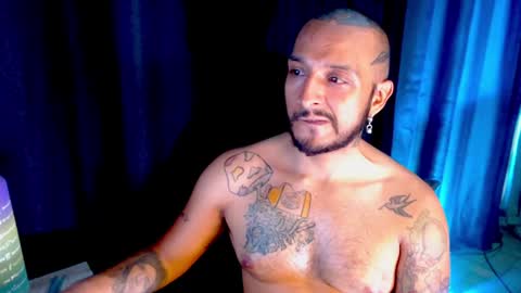 Snapshot of kenllyhot chatting on 02-04-25, 01:56 Kenlly online show from 02-04-25, 01:56