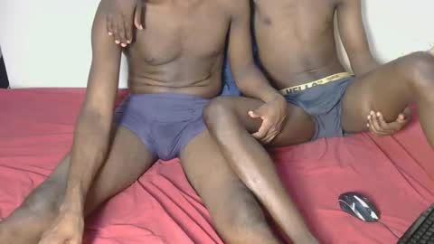 Kenia online show from 09-28-25, 01:11