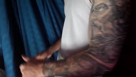 Kennfox777 online show from 01-11-25, 07:06