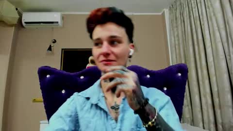 Sellena and Kenny online show from 02-09-26, 05:50