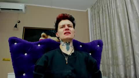 Snapshot of kennyvibe chatting on 02-18-26, 04:03 kennyvibe online show from 02-18-26, 04:03