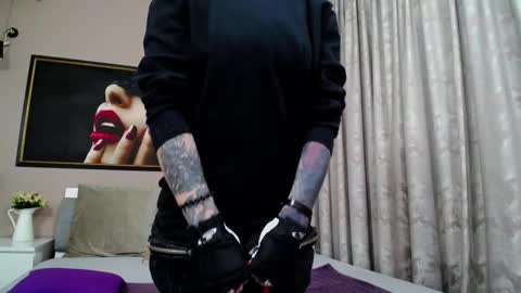 Snapshot of kennyvibe chatting on 03-20-26, 04:12 kennyvibe online show from 03-20-26, 04:12