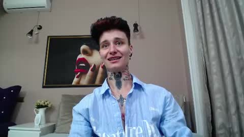 Snapshot of kennyvibe chatting on 06-17-26, 11:34 kennyvibe online show from 06-17-26, 11:34