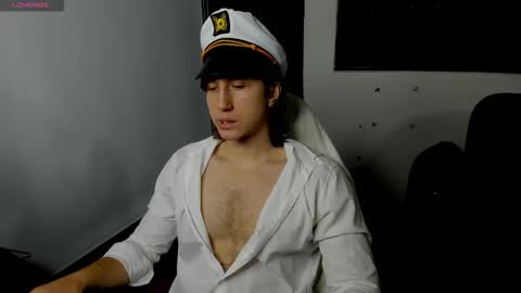 Snapshot of kent_rushell chatting on 10-31-25, 03:18 kent_rushell online show from 10-31-25, 03:18