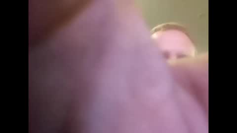 Snapshot of kentbrooks chatting on 10-20-25, 08:09 looking 4 free c2c online show from 10-20-25, 08:09