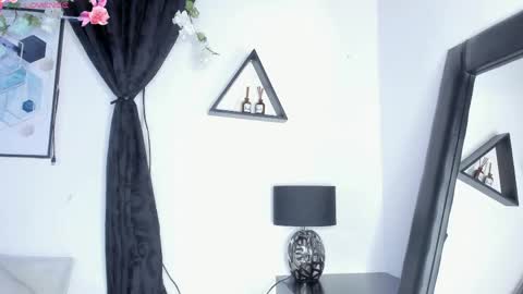 KENTHA  online show from 05-08-26, 10:42