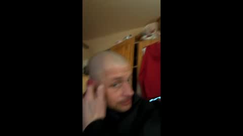 Snapshot of keramikha chatting on 12-14-25, 08:09 keramikha online show from 12-14-25, 08:09