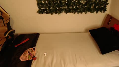 Snapshot of kerani__ chatting on 04-02-26, 08:56 DANIELA online show from 04-02-26, 08:56