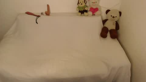 Snapshot of kerani__ chatting on 05-04-26, 12:23 DANIELA online show from 05-04-26, 12:23