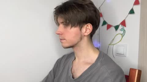 Snapshot of kero180 chatting on 02-15-26, 07:10 Kero online show from 02-15-26, 07:10