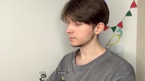 Snapshot of kero180 chatting on 02-18-26, 09:44 Kero online show from 02-18-26, 09:44