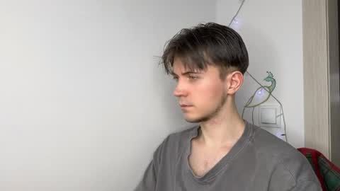 Snapshot of kero180 chatting on 03-20-26, 12:15 Kero online show from 03-20-26, 12:15