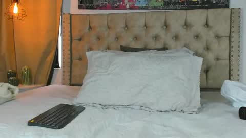 Kery Hillson online show from 02-12-25, 12:12