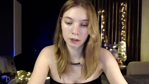 Snapshot of kesha_muah chatting on 02-15-25, 05:39 kesha online show from 02-15-25, 05:39