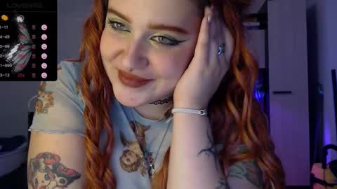 Snapshot of keshamoon chatting on 02-10-25, 06:24 Kesha online show from 02-10-25, 06:24