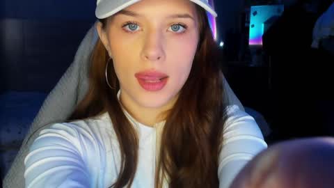 Snapshot of ketlinrous chatting on 02-06-25, 01:43 ketlinrous online show from 02-06-25, 01:43