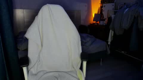 Snapshot of ketlinrous chatting on 03-02-25, 01:38 ketlinrous online show from 03-02-25, 01:38