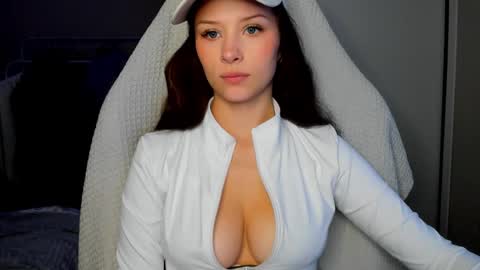 Snapshot of ketlinrous chatting on 10-16-25, 12:17 ketlinrous online show from 10-16-25, 12:17