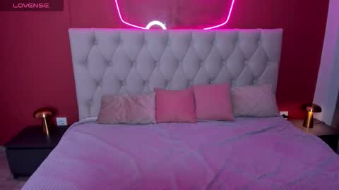 KatrinaKetrin online show from 09-19-25, 01:29