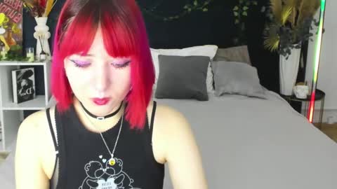 kettiejones online show from 11-14-25, 04:06