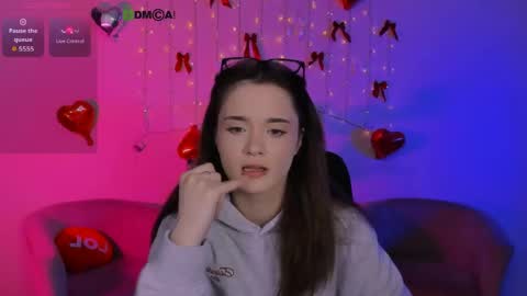 ketty_kitt online show from 04-21-26, 07:06