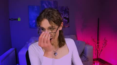 Snapshot of kevi_sunn chatting on 09-29-25, 07:51 kevi here online show from 09-29-25, 07:51