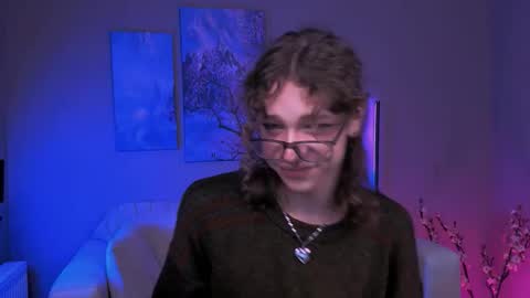 Snapshot of kevi_sunn chatting on 10-12-25, 07:24 kevi here online show from 10-12-25, 07:24