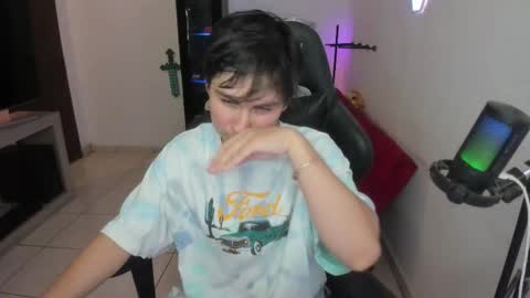 Snapshot of kevin873s chatting on 09-30-25, 11:32 Kevin online show from 09-30-25, 11:32