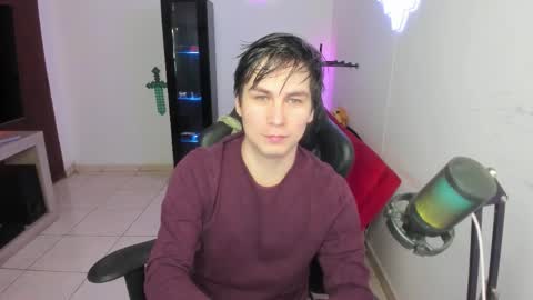 Snapshot of kevin873s chatting on 10-06-25, 11:24 Kevin online show from 10-06-25, 11:24