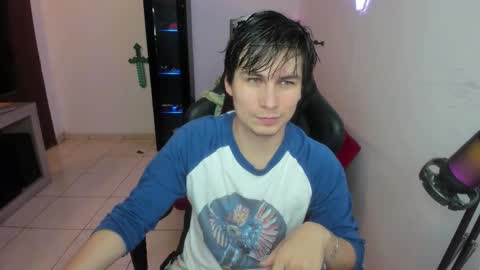 Snapshot of kevin873s chatting on 10-17-25, 11:40 Kevin online show from 10-17-25, 11:40