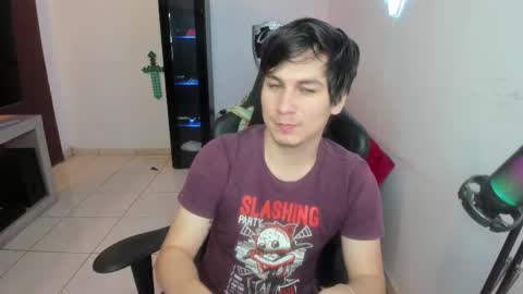 Snapshot of kevin873s chatting on 10-18-25, 11:27 Kevin online show from 10-18-25, 11:27