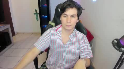 Snapshot of kevin873s chatting on 10-24-25, 11:12 Kevin online show from 10-24-25, 11:12