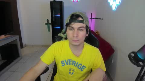 Snapshot of kevin873s chatting on 10-30-25, 11:16 Kevin online show from 10-30-25, 11:16