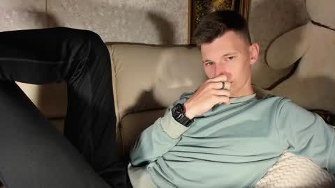 kevin online show from 10-01-25, 07:03