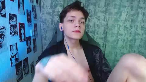 Kevin online show from 11-26-25, 04:02