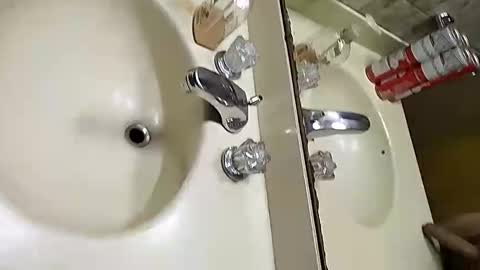 kevinamar208 online show from 12-29-24, 04:08