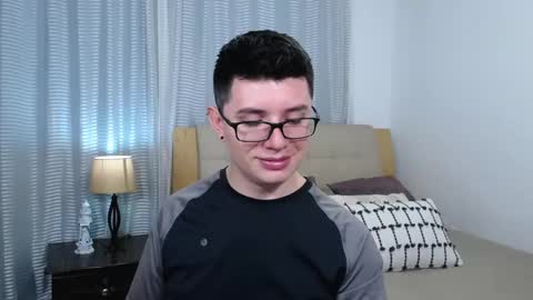 Snapshot of kevinhunts chatting on 02-28-26, 07:26 Kevin online show from 02-28-26, 07:26