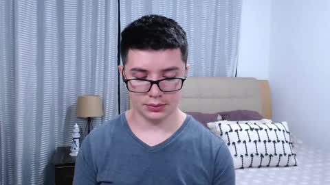 Snapshot of kevinhunts chatting on 03-17-26, 11:30 Kevin online show from 03-17-26, 11:30