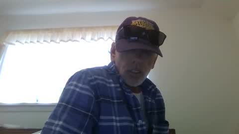 kevinj6969 online show from 12-17-25, 05:08