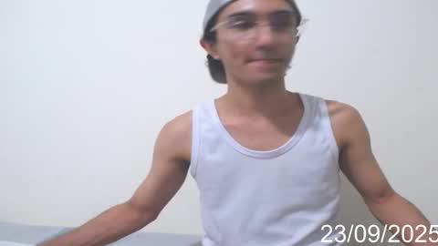 kevin 31lopez independent model online show from 09-24-25, 02:37