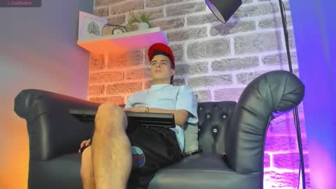 Sexy  Hot Kevin online show from 12-05-25, 05:05