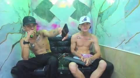 kevinperlas_ online show from 11-20-25, 08:52